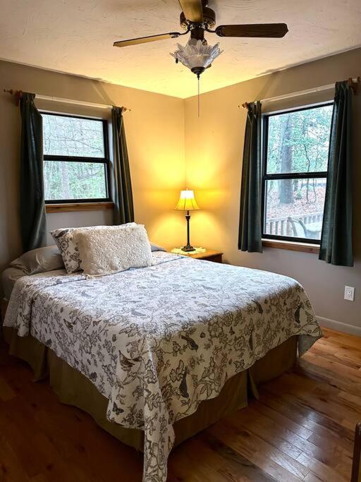 Private Cozy Cabin In The Woods With Great View เมอร์ฟี ภายนอก รูปภาพ